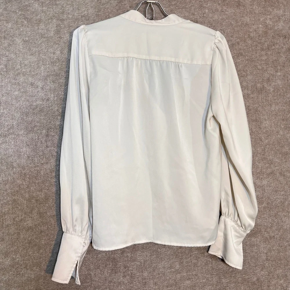Banana Republic Blouse Women Small White Satin V-Neck Long Sleeve Office Chic